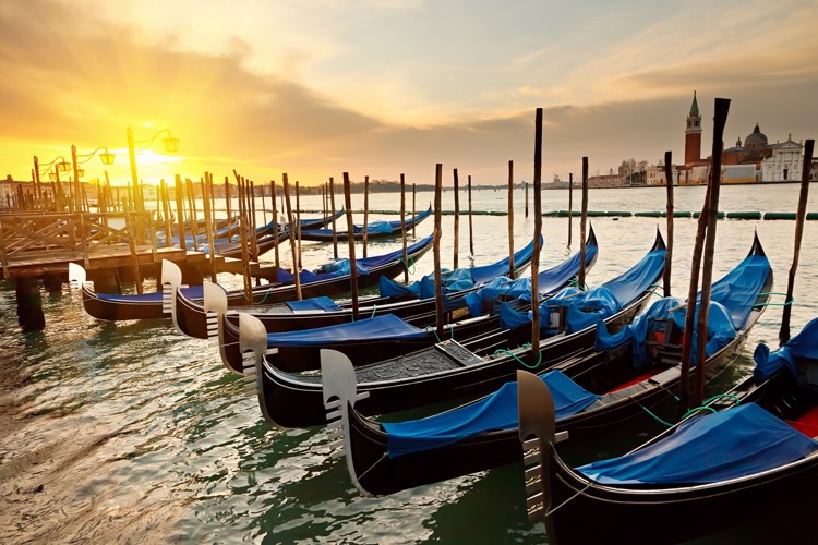 Jednodenní koupání u moře v Lido di Jesolo a večerní Benátky